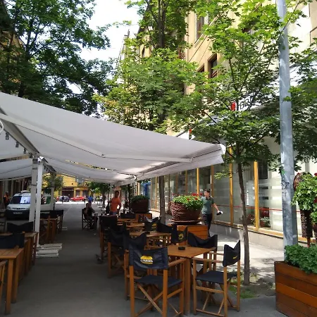 Διαμέρισμα Opera Square